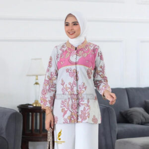 Tips Memilih Batik untuk Pria dan Wanita batik wanita warna cerah