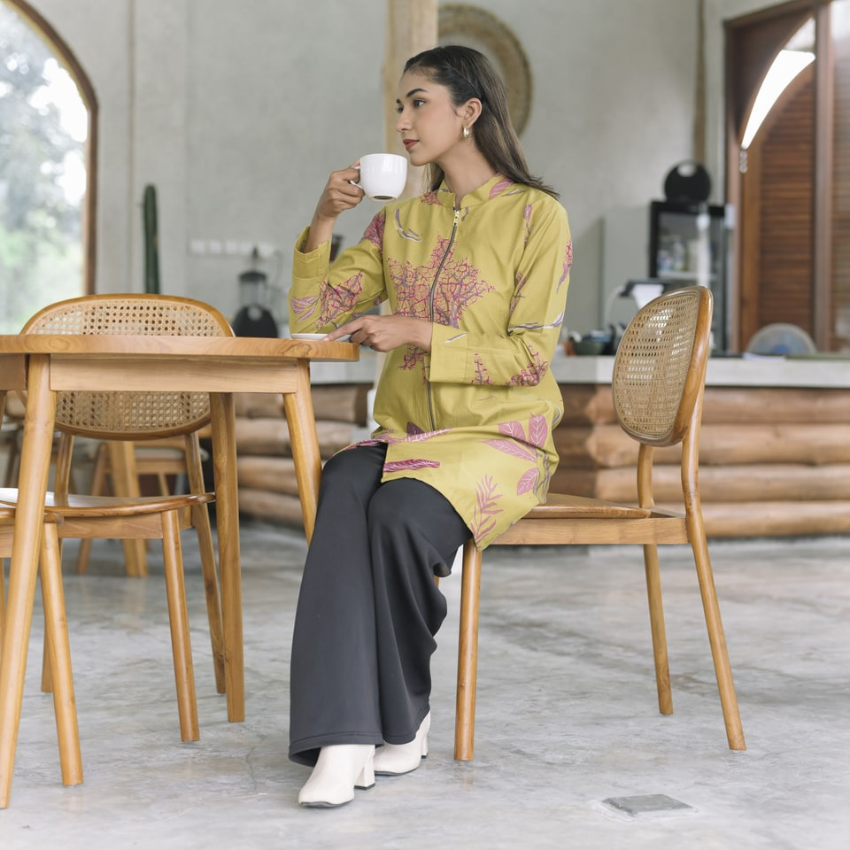 Inspirasi Model Batik yang Elegan untuk Acara Formal