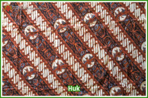 Perbedaan Batik Keraton dan Batik Pesisir Perbedaan Batik Keraton dan Batik Pesisir